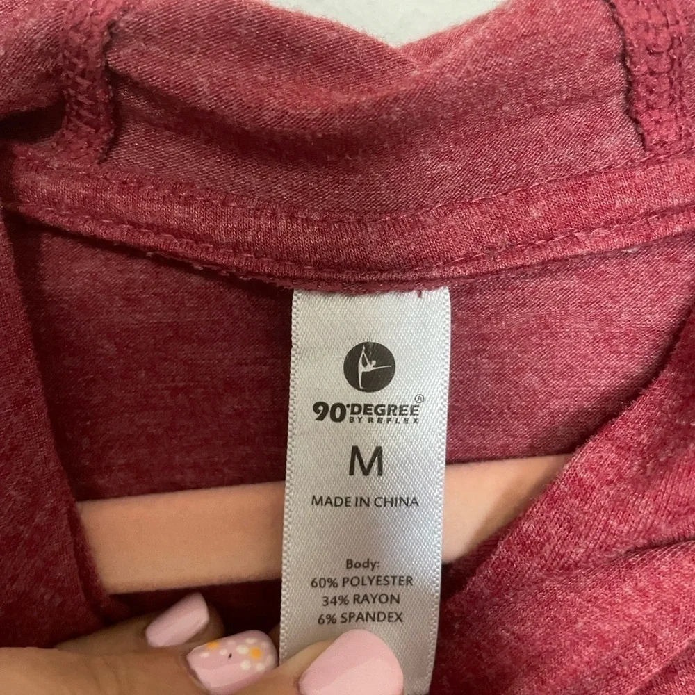 𝅺90 Degree By Reflex Light Hoodie